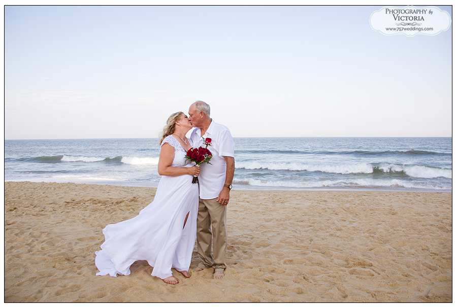 Virginia Beach Elopement Packages - Virginia Beach Boardwalk wedding - Virginia Beach Oceanfront Hotel