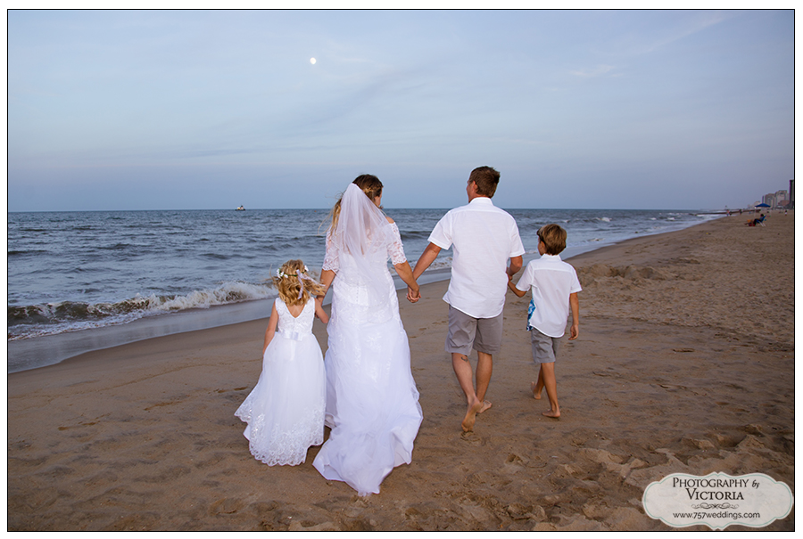 Virginia Beach Oceanfront Wedding: Stacy + Thomas